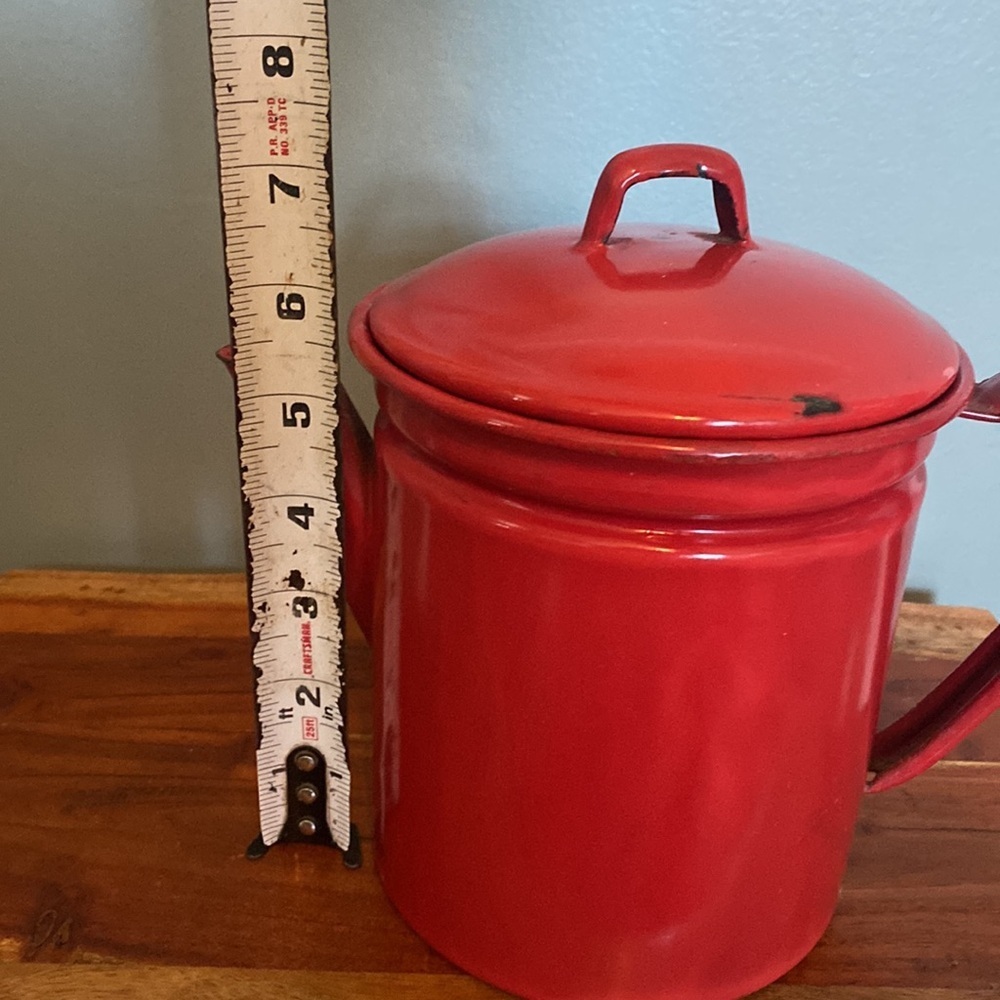 Porcelain red enamel coffee pot 1940 tea pot. Shabby chic retro cottagecore - Picture 11 of 11